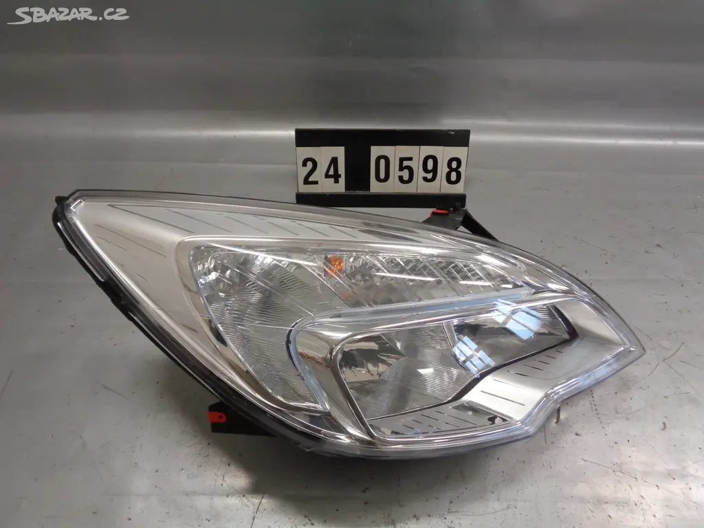 Náhled: pravé přední světlo opel meriva b